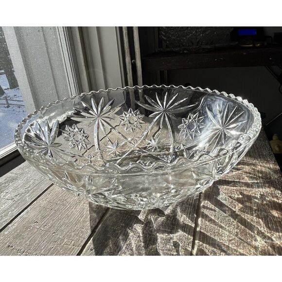 Vintage Anchor Hocking Clear Cut Glass Star of David Large 10.5” Serving Bowl - Picture 5 of 12